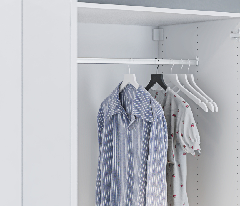 Шкафы распашные, Шкаф 3-х дверный с зеркалом МАКС Белый